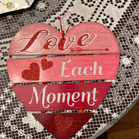 Valentine’s Day decorations - Picture 11 of 16